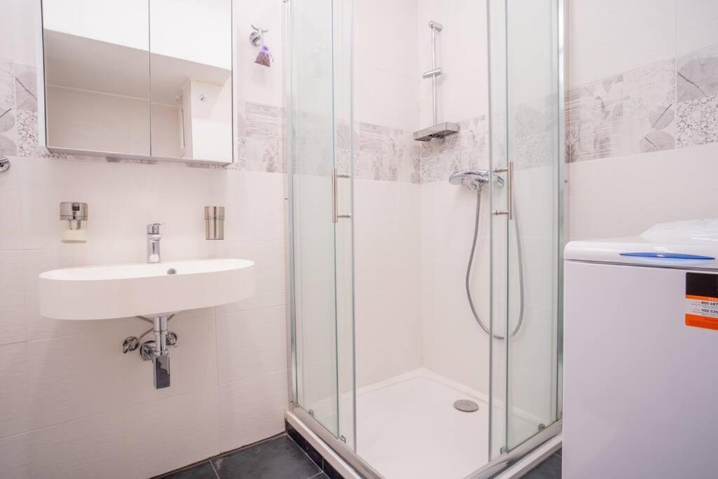 Sukromny Staromestsky Apartman V Uzasnej Lokalite/Cozy Old-Town Apartment In A Great Neighborhood 브라티슬라바 외부 사진
